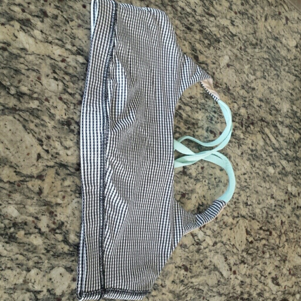 Lululemon bra