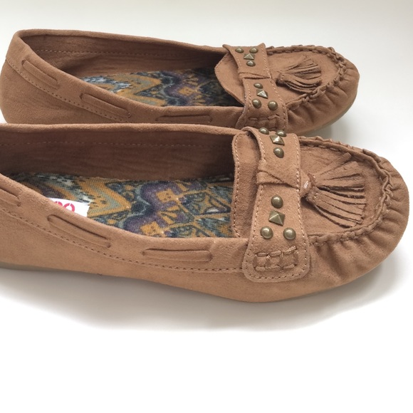 Embellished moccasin flats with tassels - Picture 5 of 8