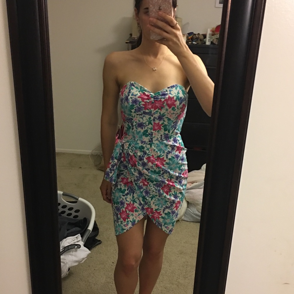 Vintage 90s floral wrap dress