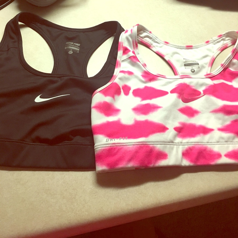 Nike pro sports bras