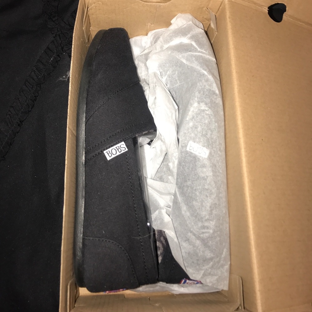 BRAND new with box sketcher BOBS