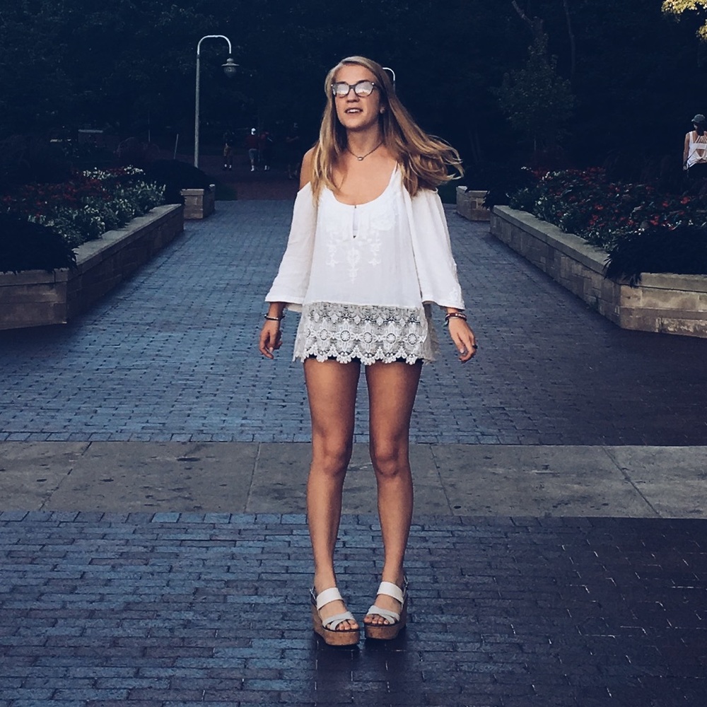 Lace detail off-the-shoulder top