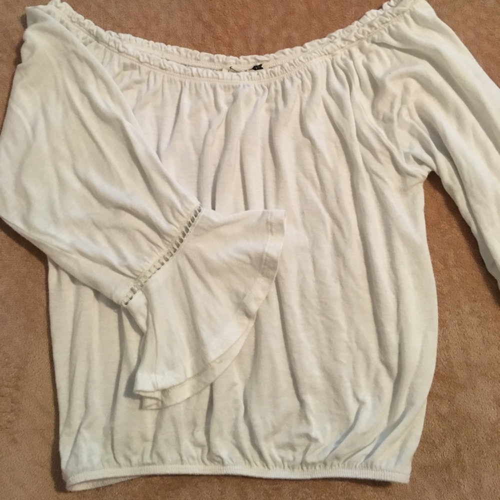 L.A. Hearts XS white quarter sleeve crop top