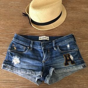 Abercrombie kids shorts 😘