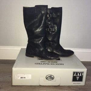 Frye paige boots in black