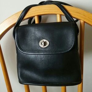 Vintage Coach metal twist close cross body purse