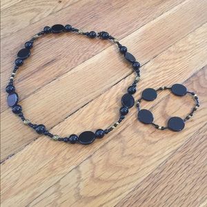 Black and gold bead necklace set