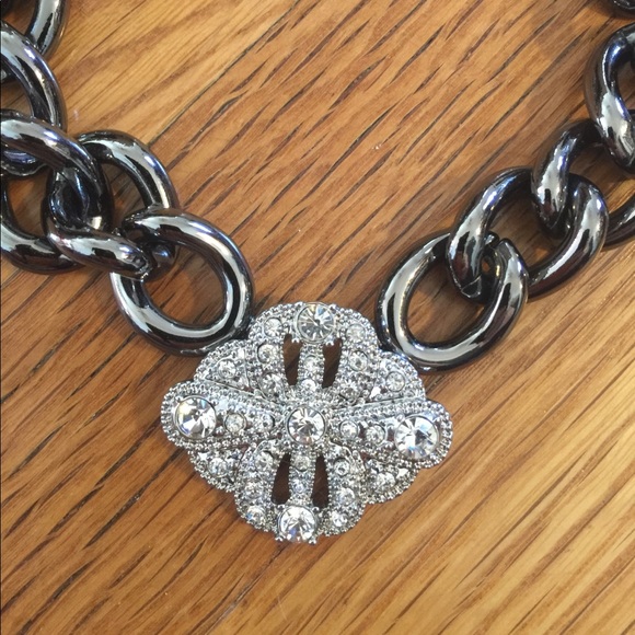 Metallic link chain necklace - Picture 2 of 2