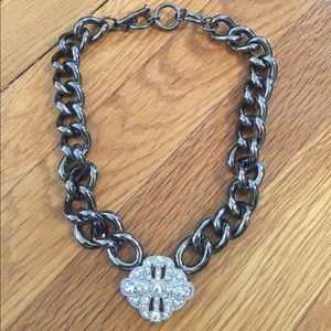 Metallic link chain necklace