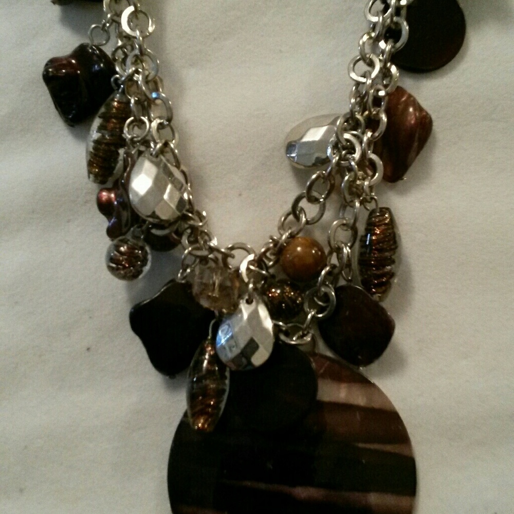 Brown shell necklace