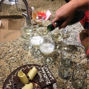 Meet your Posher, Isa