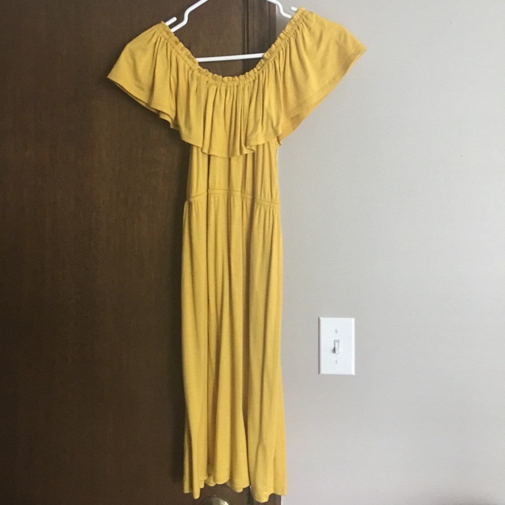 Ella Moss ruffle dress