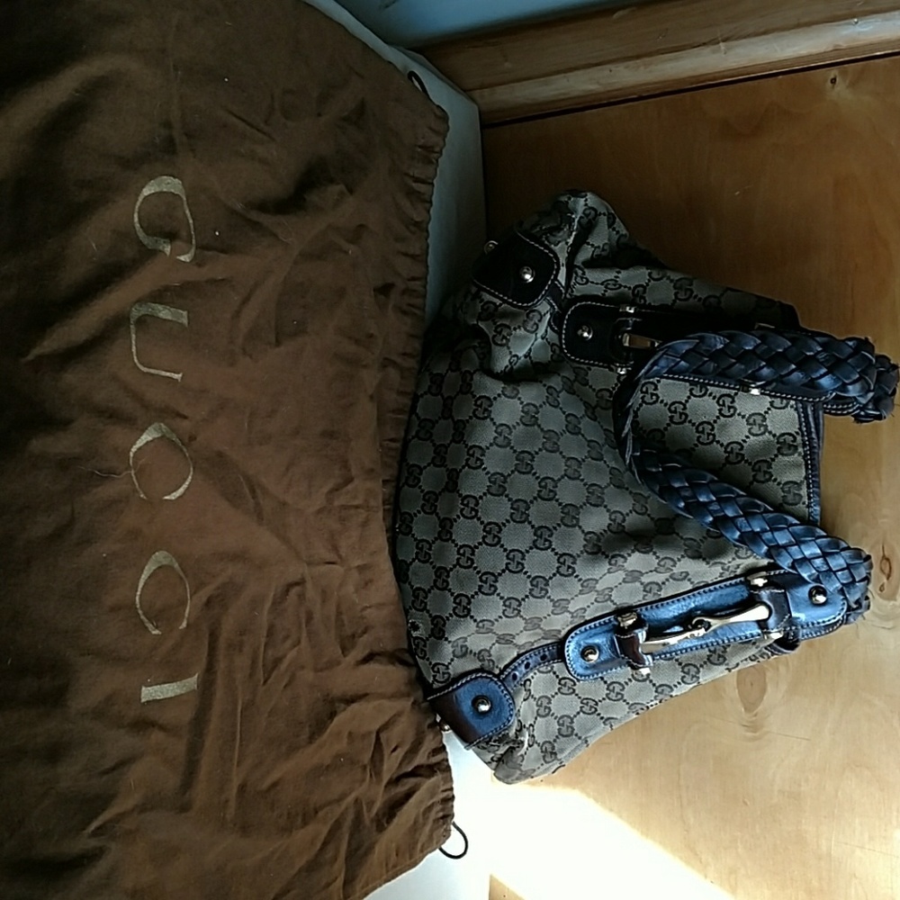 Gucci purse