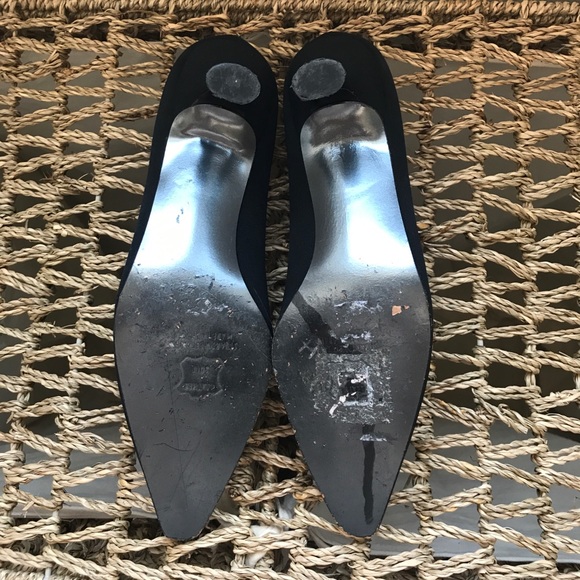 Stuart Weitzman Pump - Picture 3 of 7