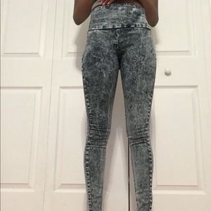 High waist stone wash jeans