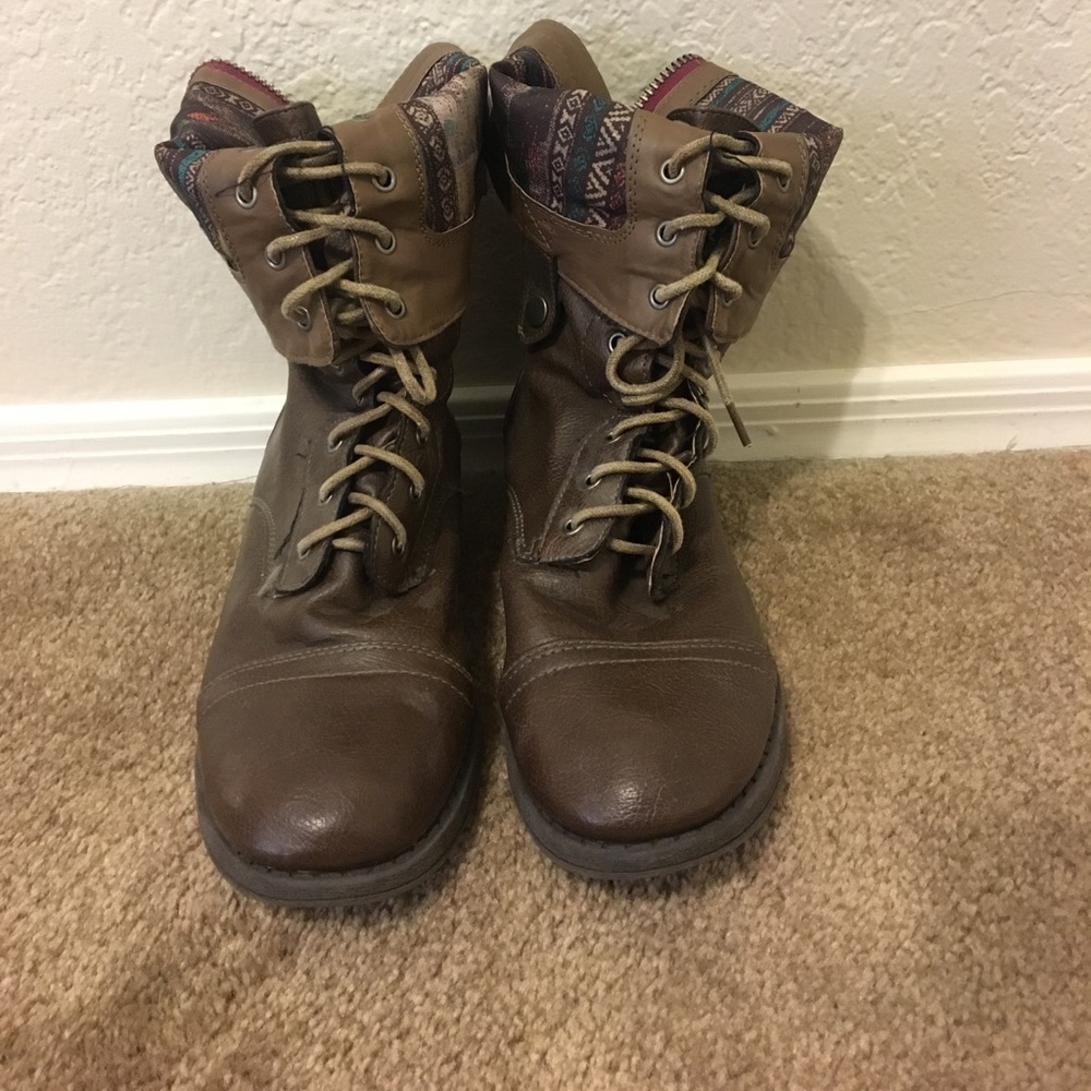 Madden girl combat boots