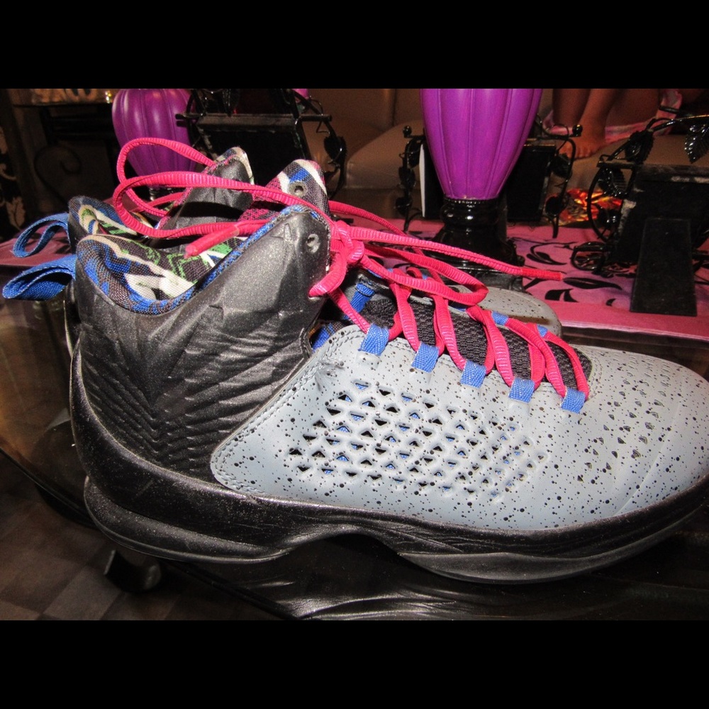 Nike Jordan melo M11 sz 6.5
