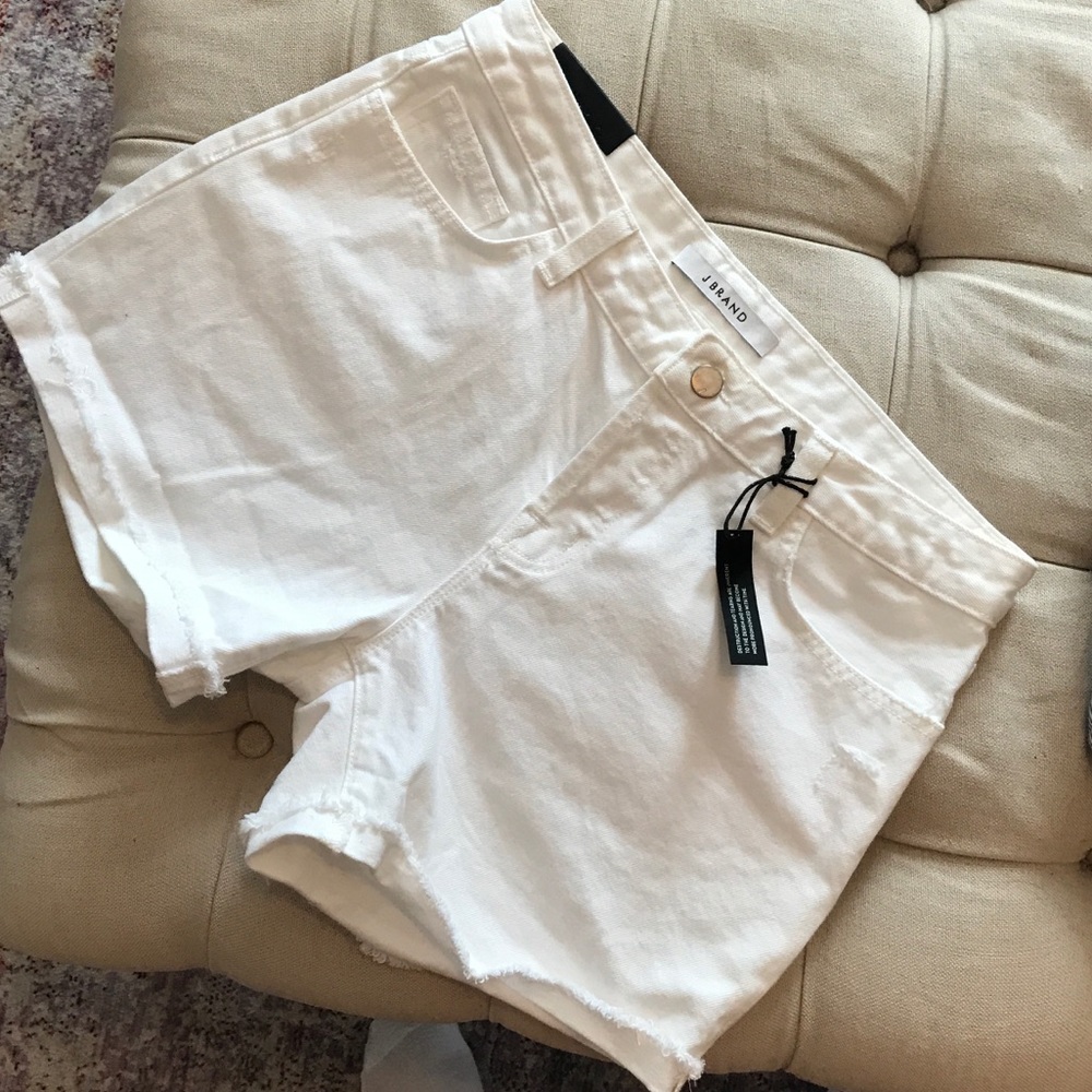 JBRAND Joanie white denim short (size 26)