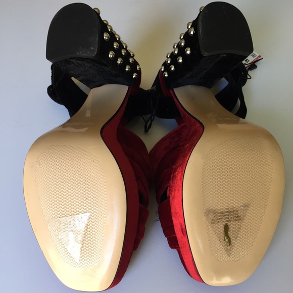 NWT Zara Studded Velvet Heels - Picture 6 of 6