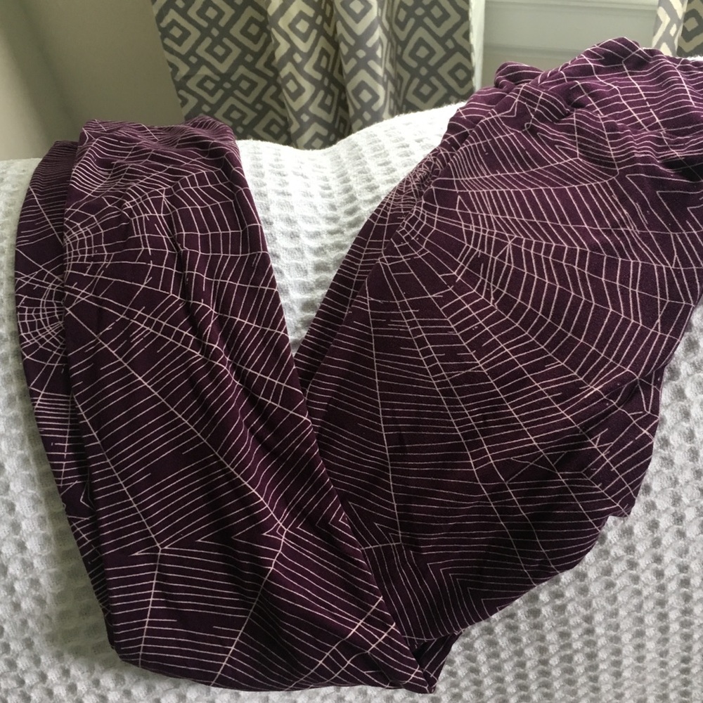 lula roe spider leggings os