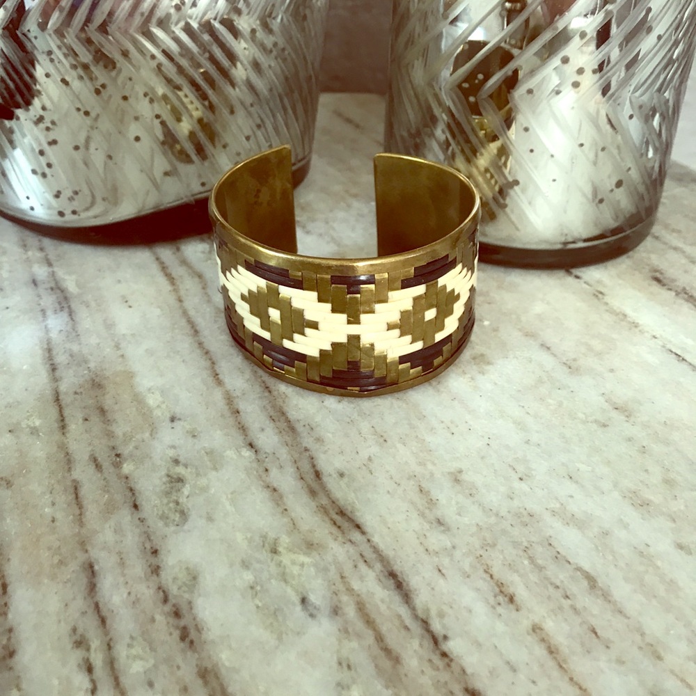 Aztec Pattern Gold Cuff - Picture 1 of 4