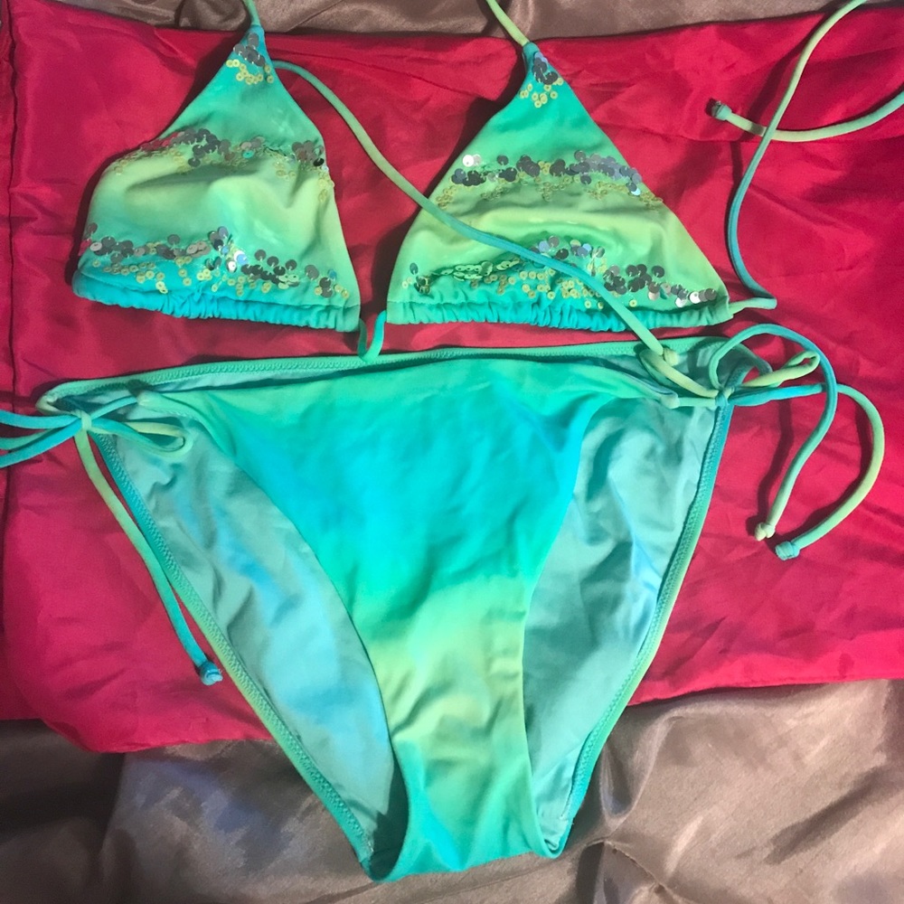 Ombré green and yellow bikini