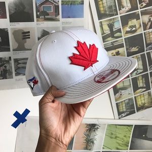TORONTO BLUE JAYS HAT