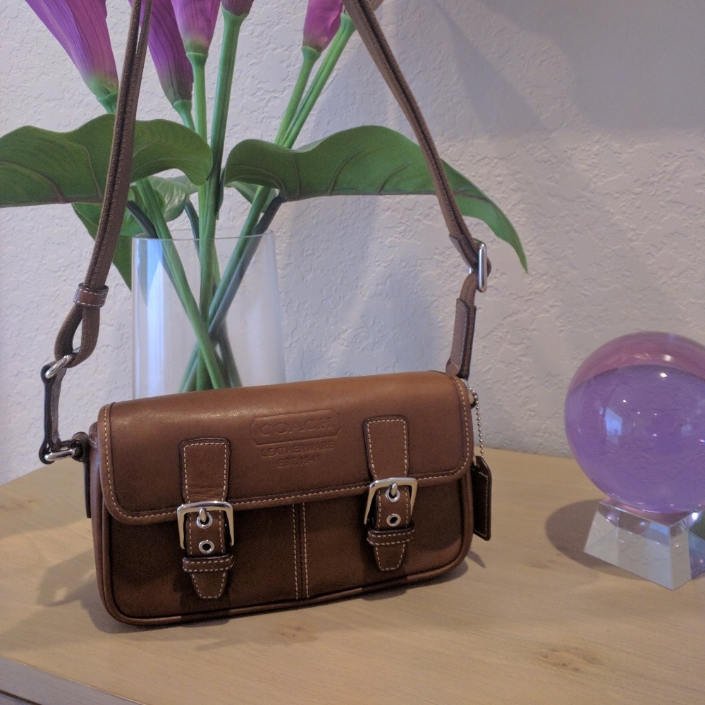 Coach leather cross body or shoulder bag