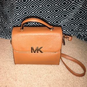 Midsize Michael Kors brown tote
