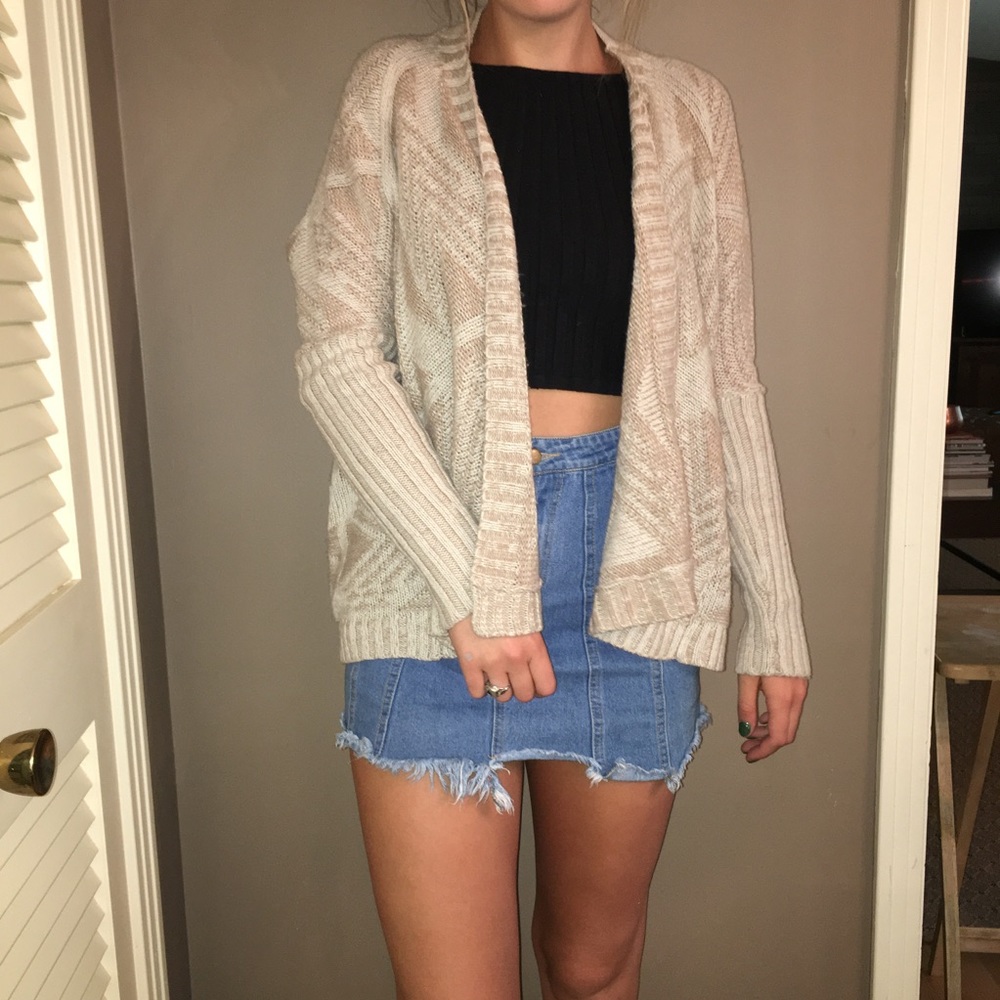 Aztec print warm urban outfitters sweater