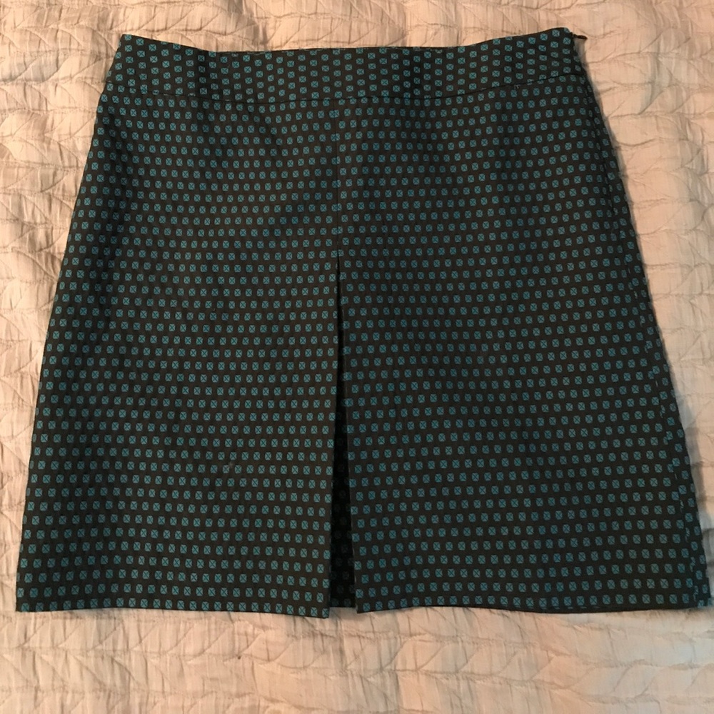 Black and green skirt from Loft