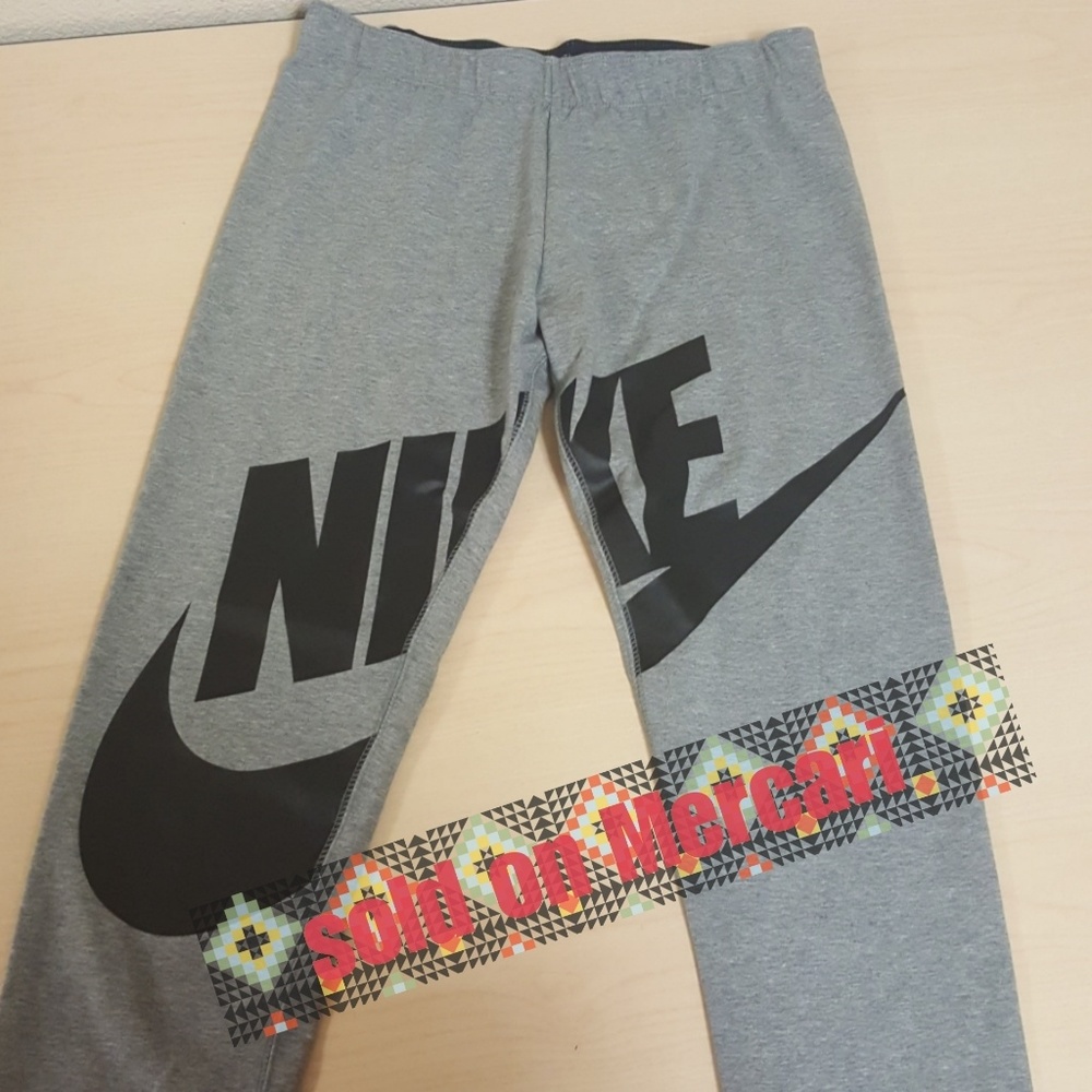 NWT Nike leggings size XL
