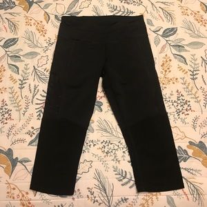 Lululemon crop mesh pants