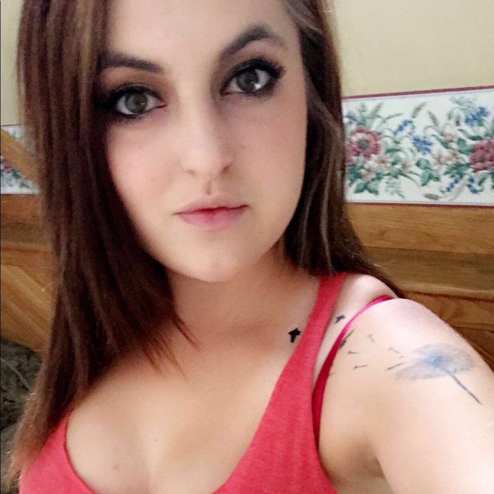 Meet your Posher, Lanae