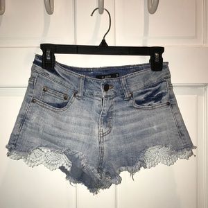 Jean mid rise shorts