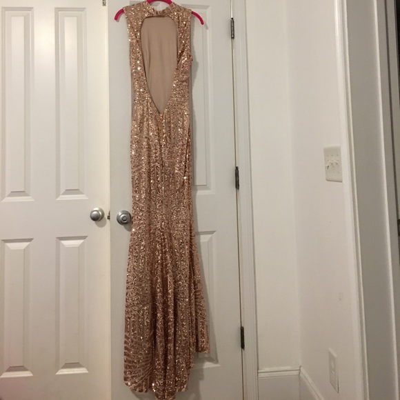 Chic Couture Sequin Dress. - Picture 3 of 5