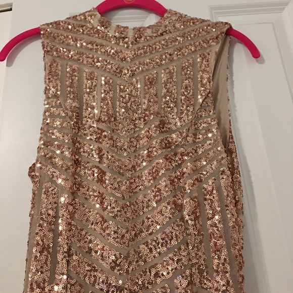 Chic Couture Sequin Dress. - Picture 4 of 5