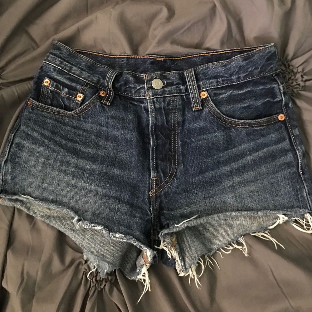 levi high waisted jean shorts