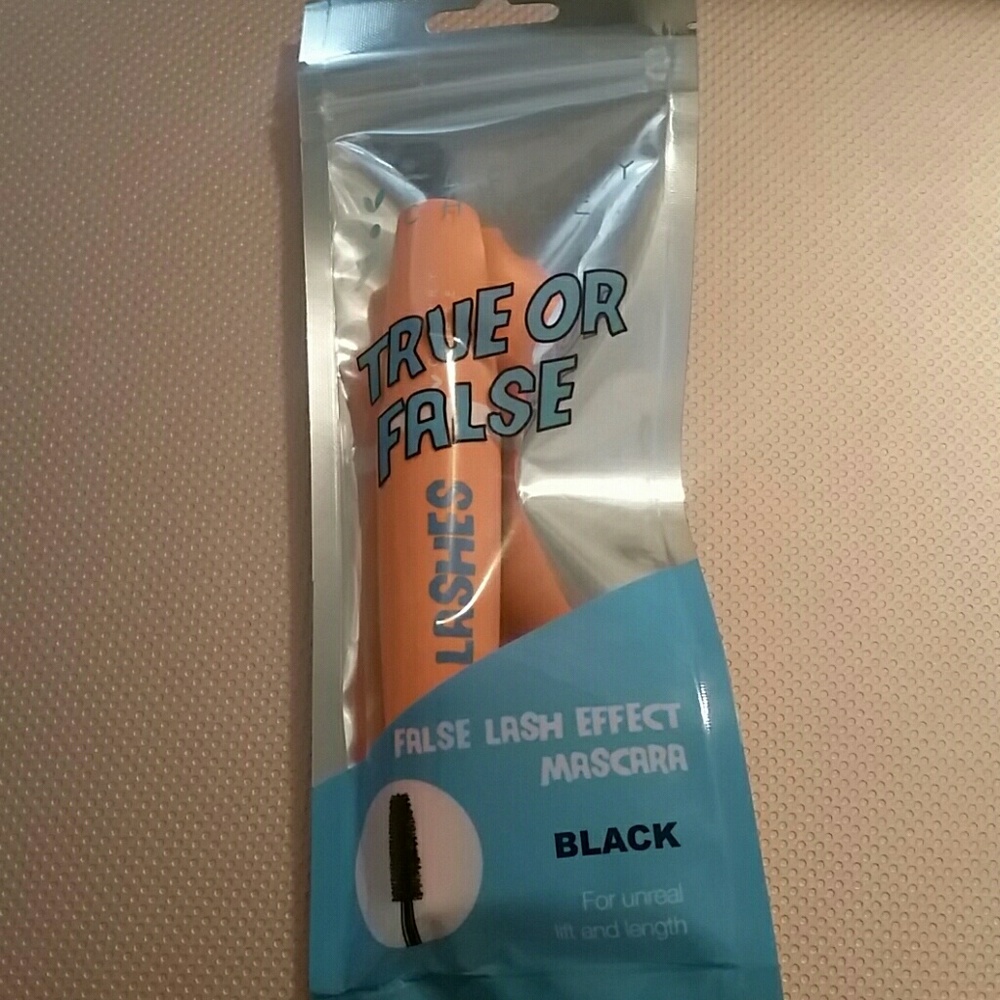 Cherry Chree Mascara