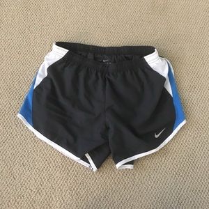 gray nike running shorts