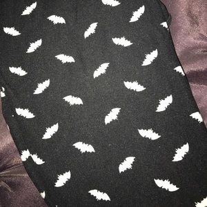 Black/White Halloween Lularoe leggings