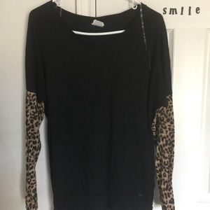 PINK long sleeve cheetah shirt