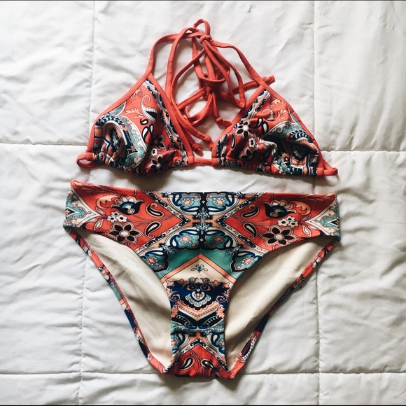 Patterned Pink Triangle String Bikini (Fab'rik) - Picture 1 of 6