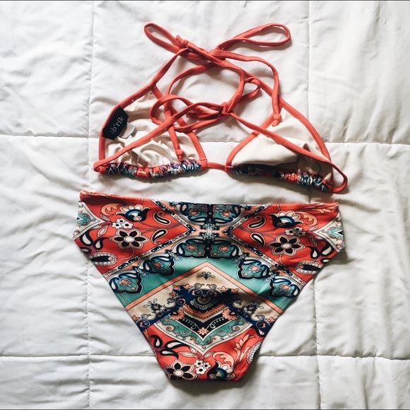 Patterned Pink Triangle String Bikini (Fab'rik) - Picture 2 of 6