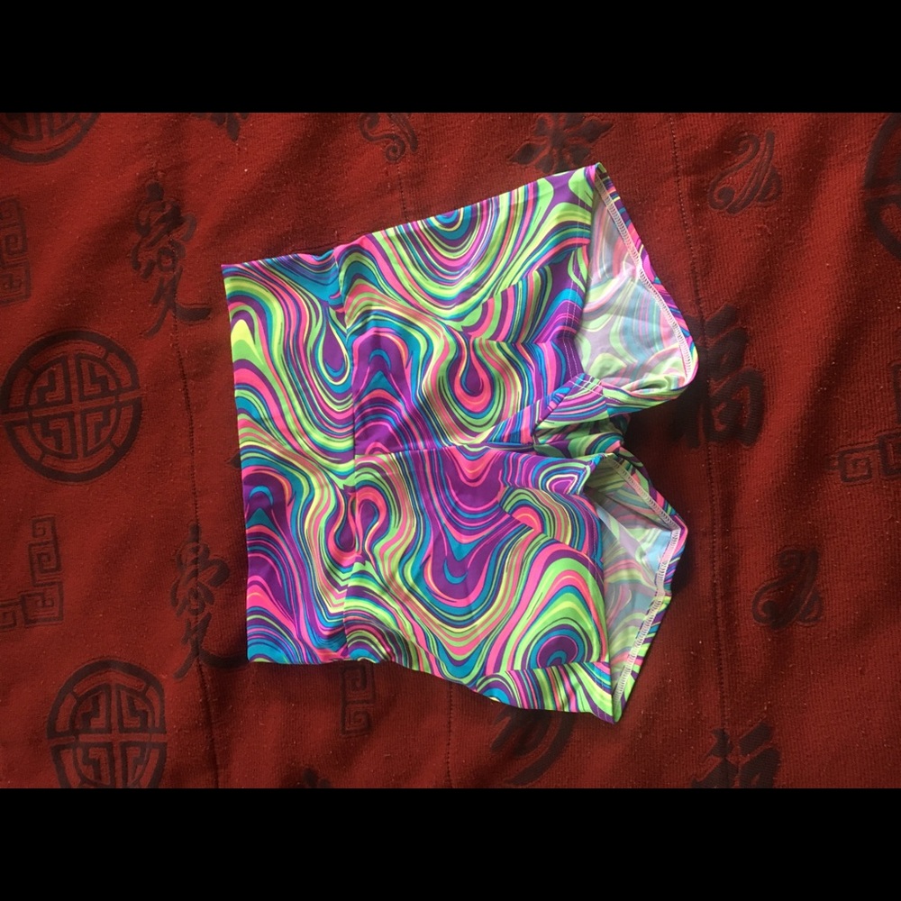 Rave shorts!