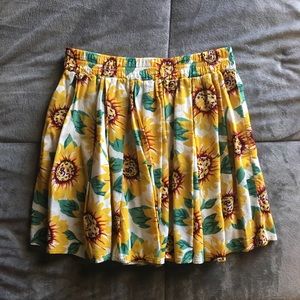 Brandy Melville Sunflower Skirt