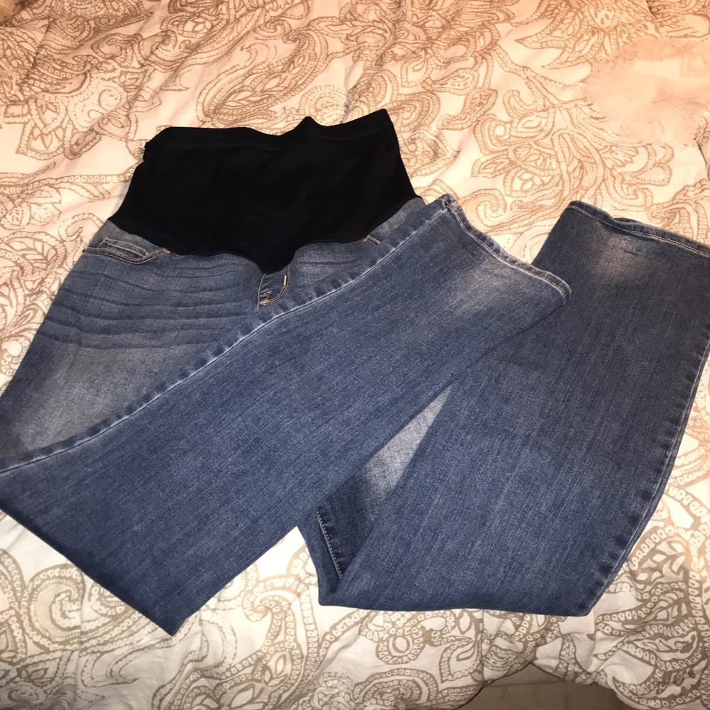 Maternity jeans size 4