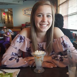 Meet your Posher, Allison