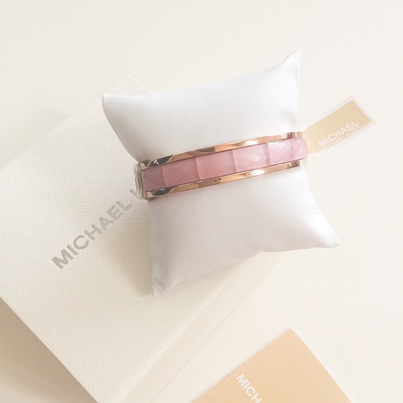 NWT Michael Kors hinge watch alignment bracelet - Picture 2 of 8