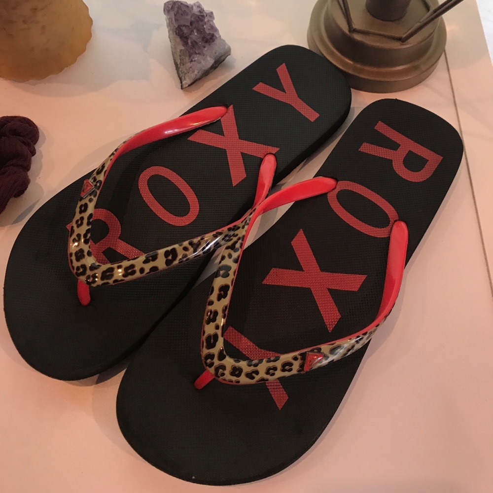Roxy flip flops